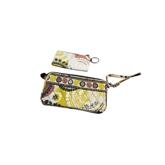 Vera Bradley Wristlet Cocoa Moss with a credit card holder. - Picture 3 of 6